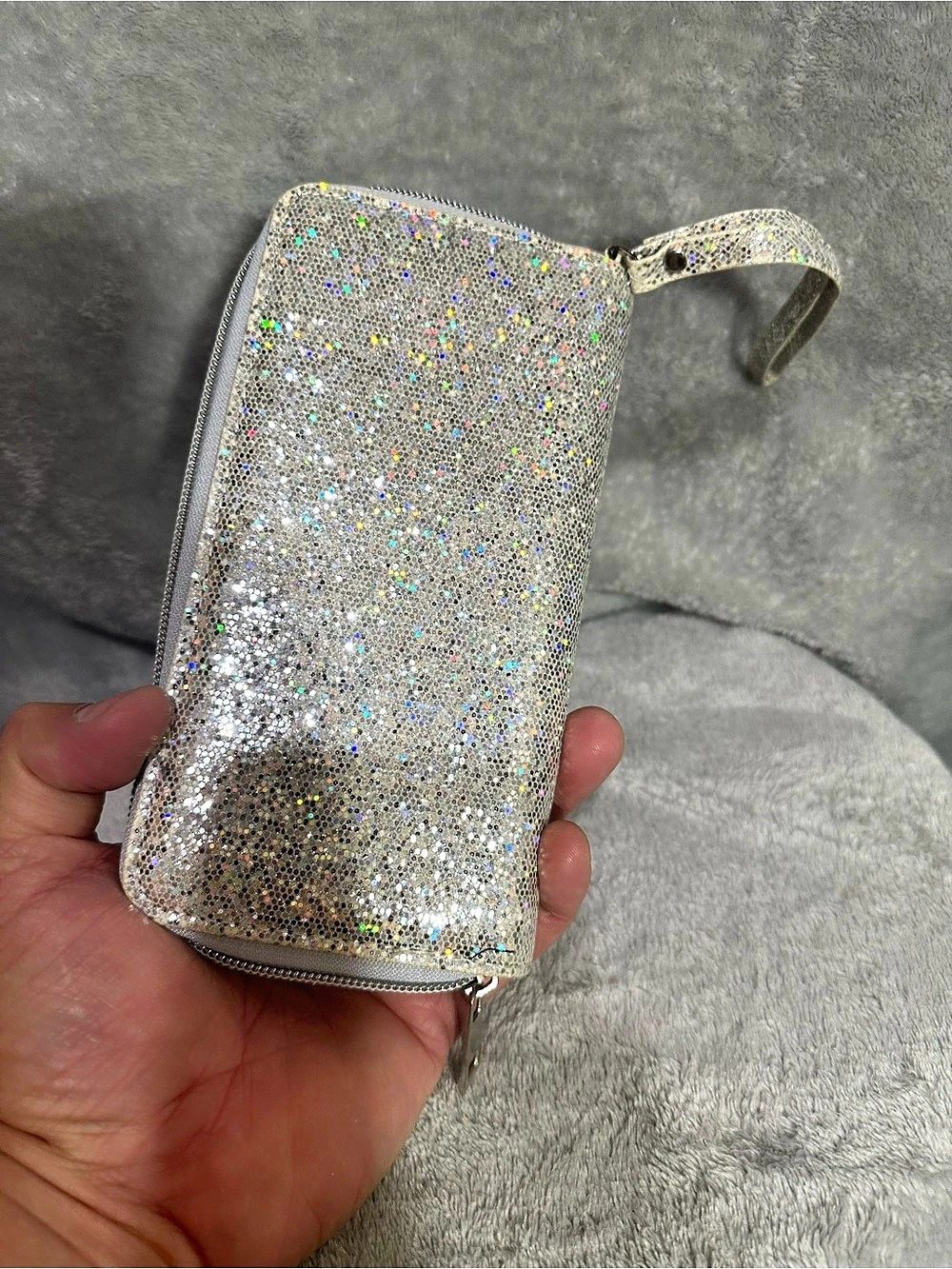 Glitter Wristlet Wallet in Silver & Multicolor Like New